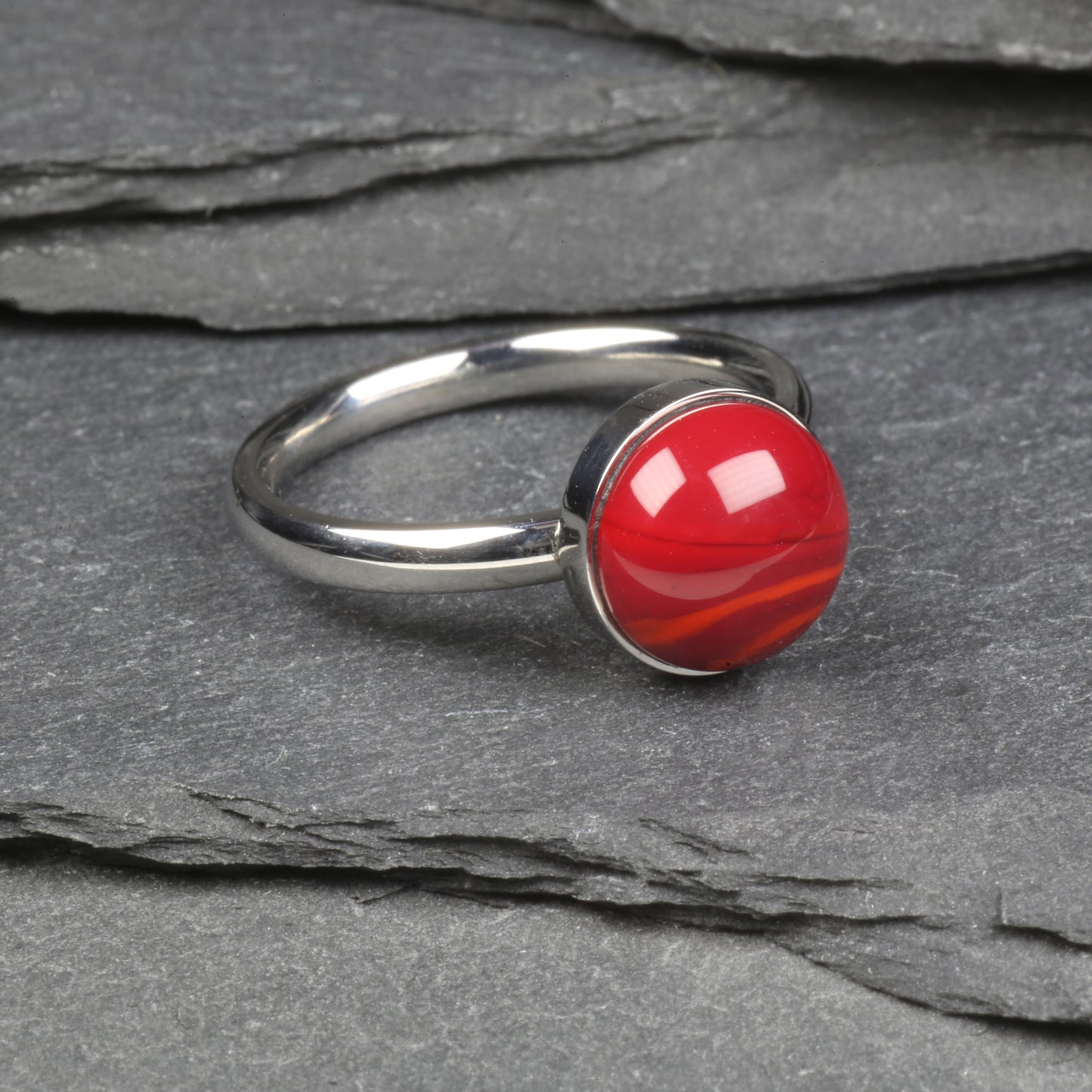 8mm Ring - Red Stripe (J)