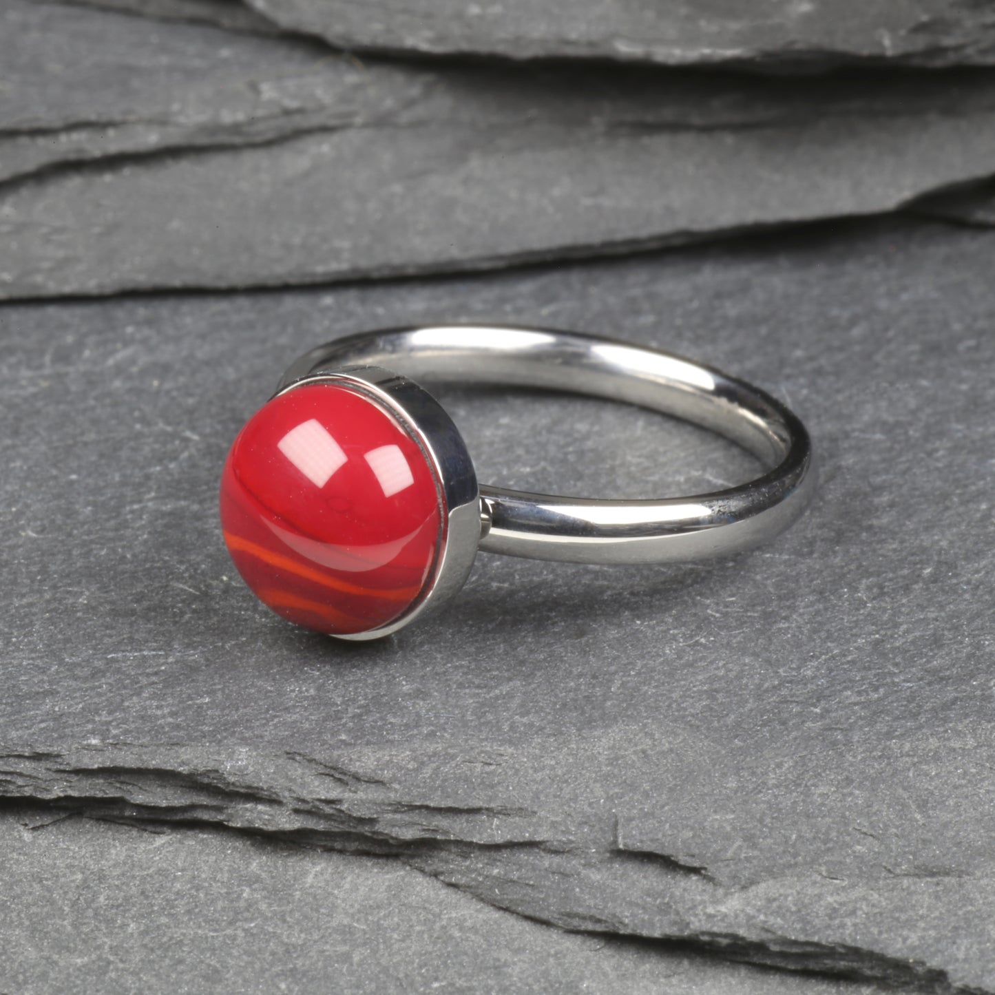 8mm Ring - Red Stripe (J)